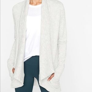 Athleta Prayanama Wrap